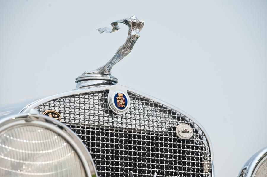  Cadillac V12 5-Passenger Phaeton by Fleetwood 1931 года  (фото 4 из 21)